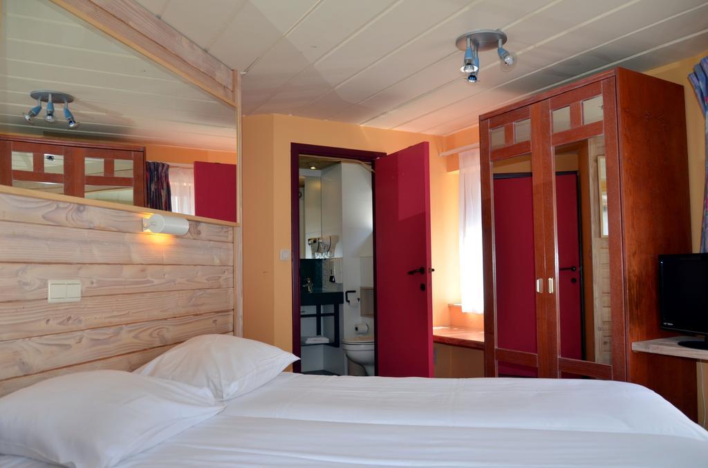 Hotel Les Arcades - La-Roche-En-Ardenne 외부 사진
